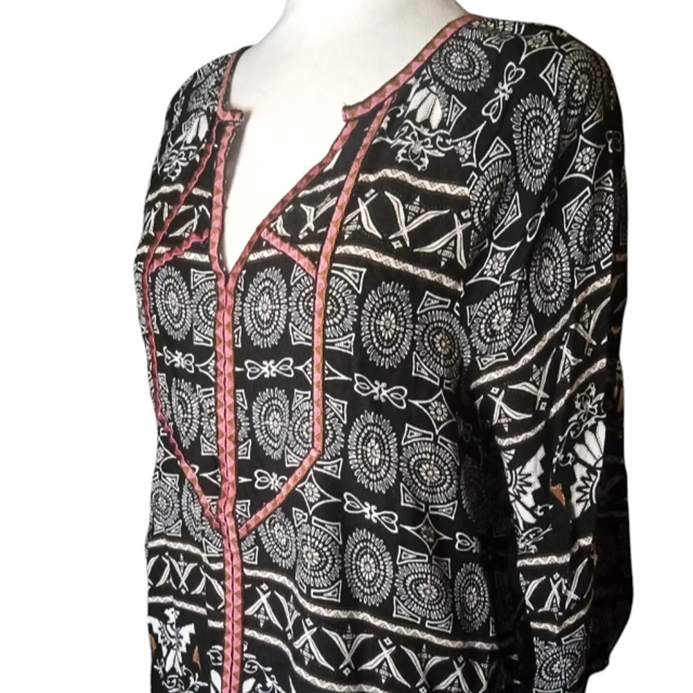 Ali Miles Southwestern Print Embroidered Split V Neck Tunic Top Size Large - Picture 3 of 9
